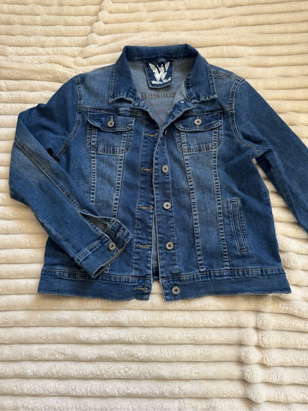 White Mark women  Dark Blue Denim Jacket size Médium